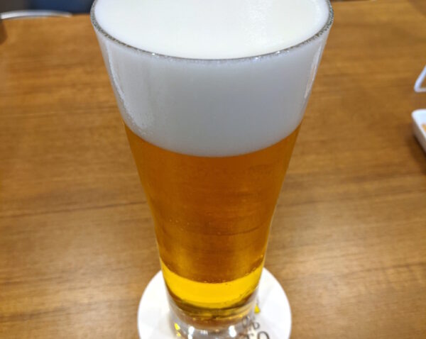 きれいな泡のビール