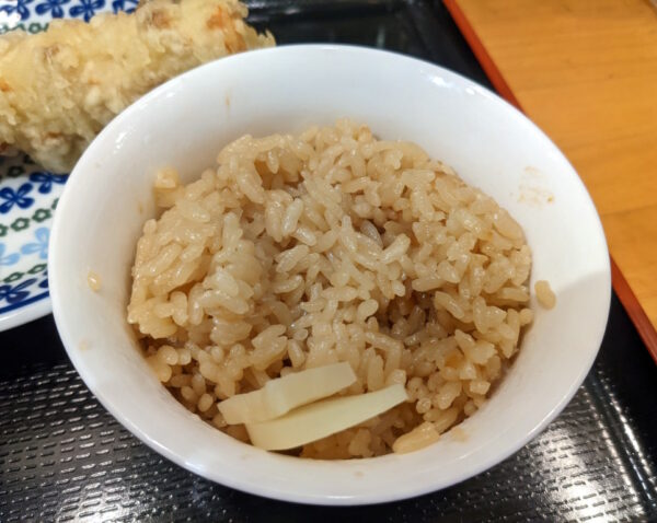 純手打ち讃岐うどん五郎の茶めし